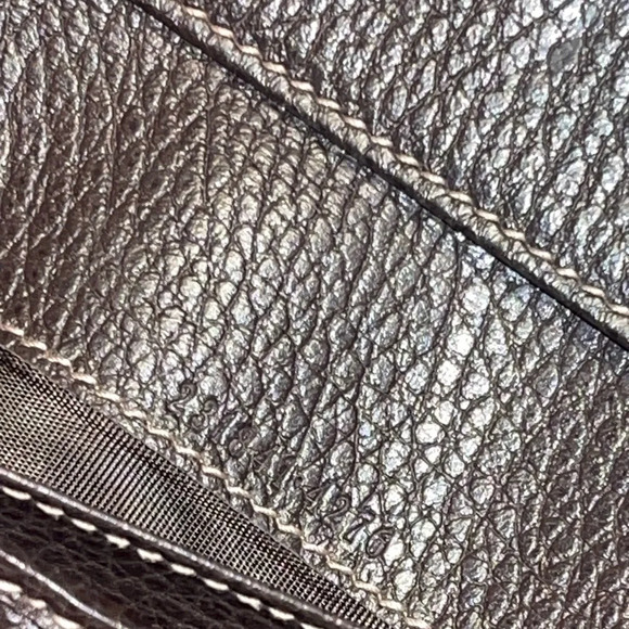 GUCCI GG Soho Leather Biford Long Crossbody - Picture 16 of 16